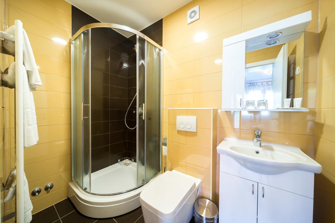 Deluxe Double or Twin Room Spa Bath