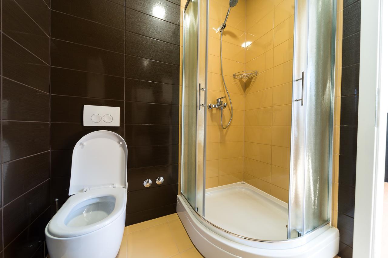 Double or Twin Room Private Bathroom