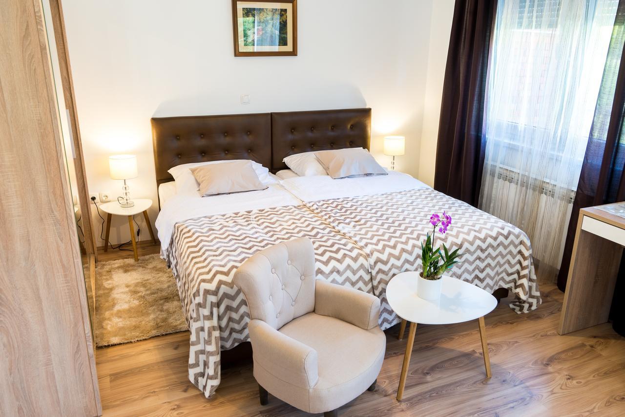 Deluxe Double or Twin Room Spa Bath